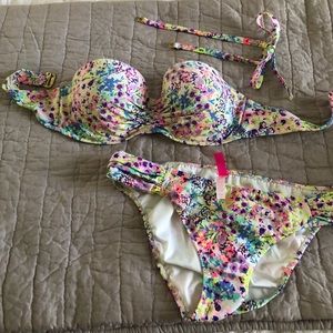 VS bikini